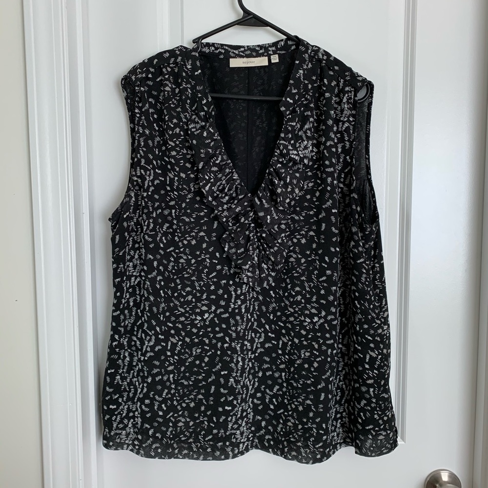 EUC Patterned Sejour Sleeveless Blouse